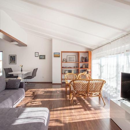 Haus Mirela Lejlighed Ližnjan Eksteriør billede